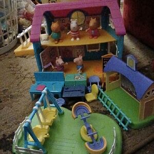 Peppa Pig's Kids Only Clubhouse